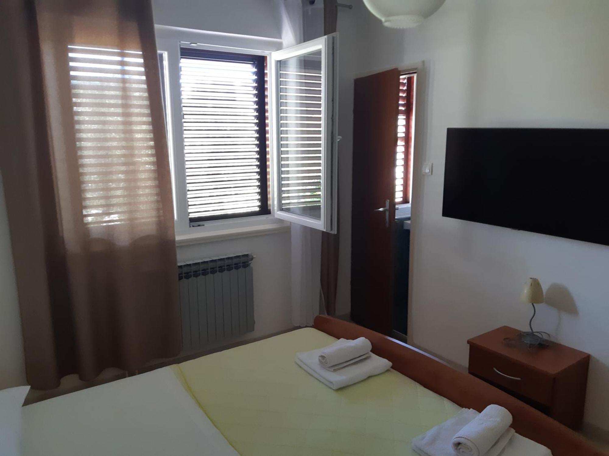 Apartments And Rooms By The Sea Jakisnica, Pag - 4160 ลุน ห้อง รูปภาพ