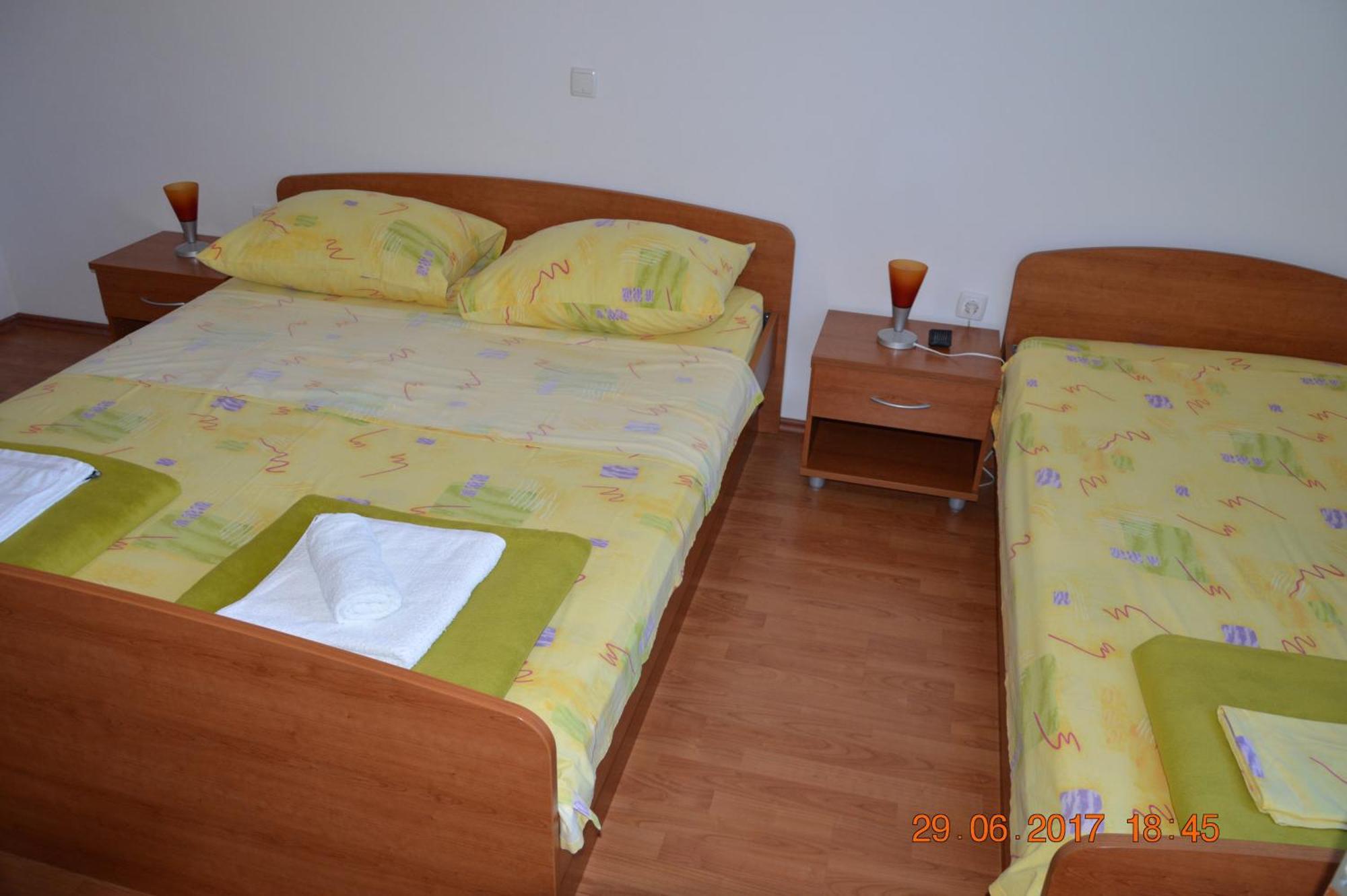 Apartments And Rooms By The Sea Jakisnica, Pag - 4160 ลุน ห้อง รูปภาพ